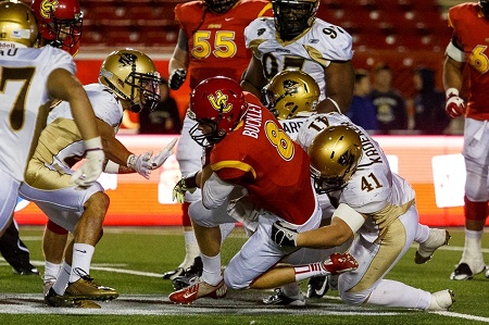 RECAPS (Canada West): Huskies win battle of Saskatchewan; UBC pulls away; Dinos edge Bisons by inches [stats/video]