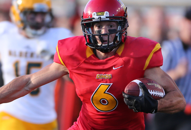 RECAP: Dinos trounce Bears (stats)