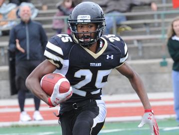 Irish_vs_Titans_Football_06___Content