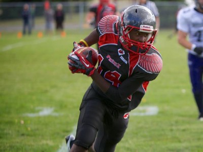 CEGEP recruit opts to stay home, signs with Stingers