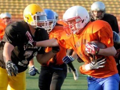 West prevails in Steel City Bowl (Stats)