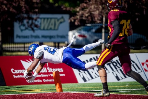Montreal Carabins Asnnel Robo scores 1st CIS TD (Photo credit: James Hajjar)