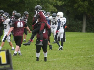 Triinity College Bears Kavantye Bailey