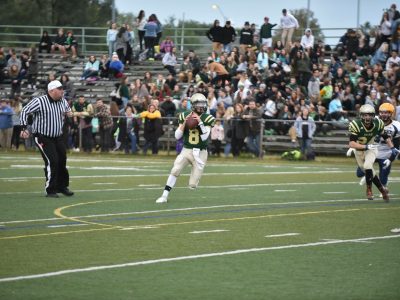 QB Hayden Griffin plays “mind games” with opponent