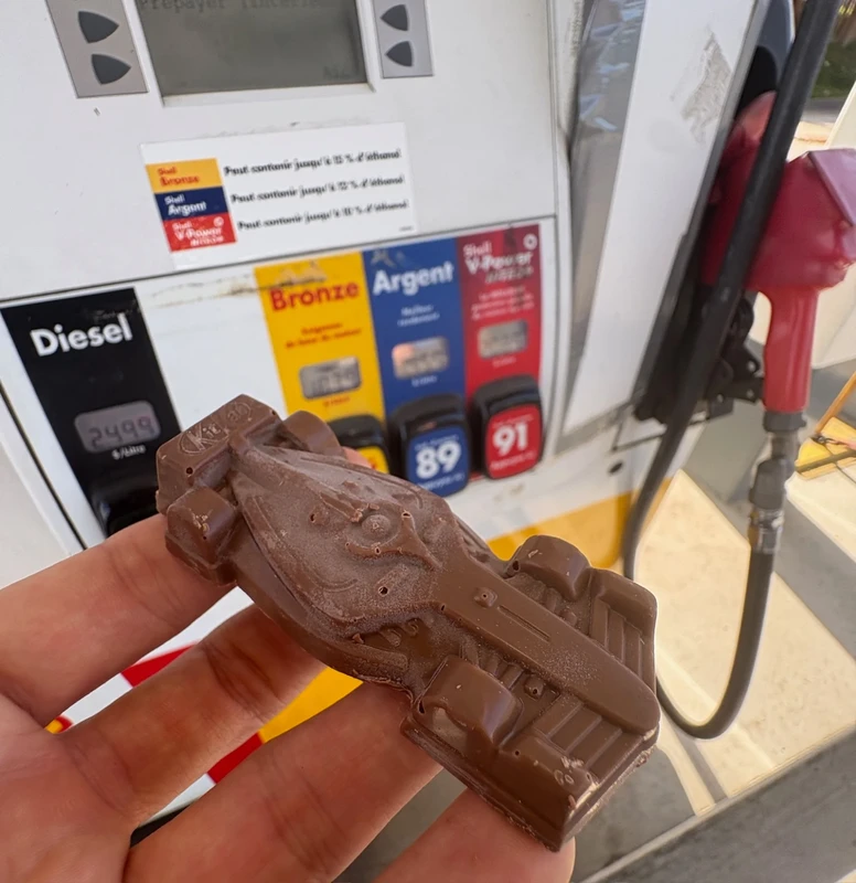 KitKat F1