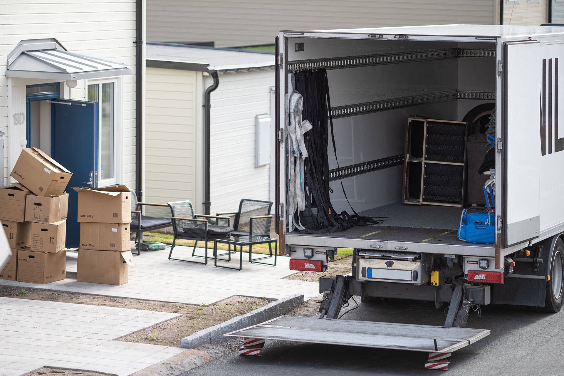 Best Moving Company in Langley Cross-Country Movers