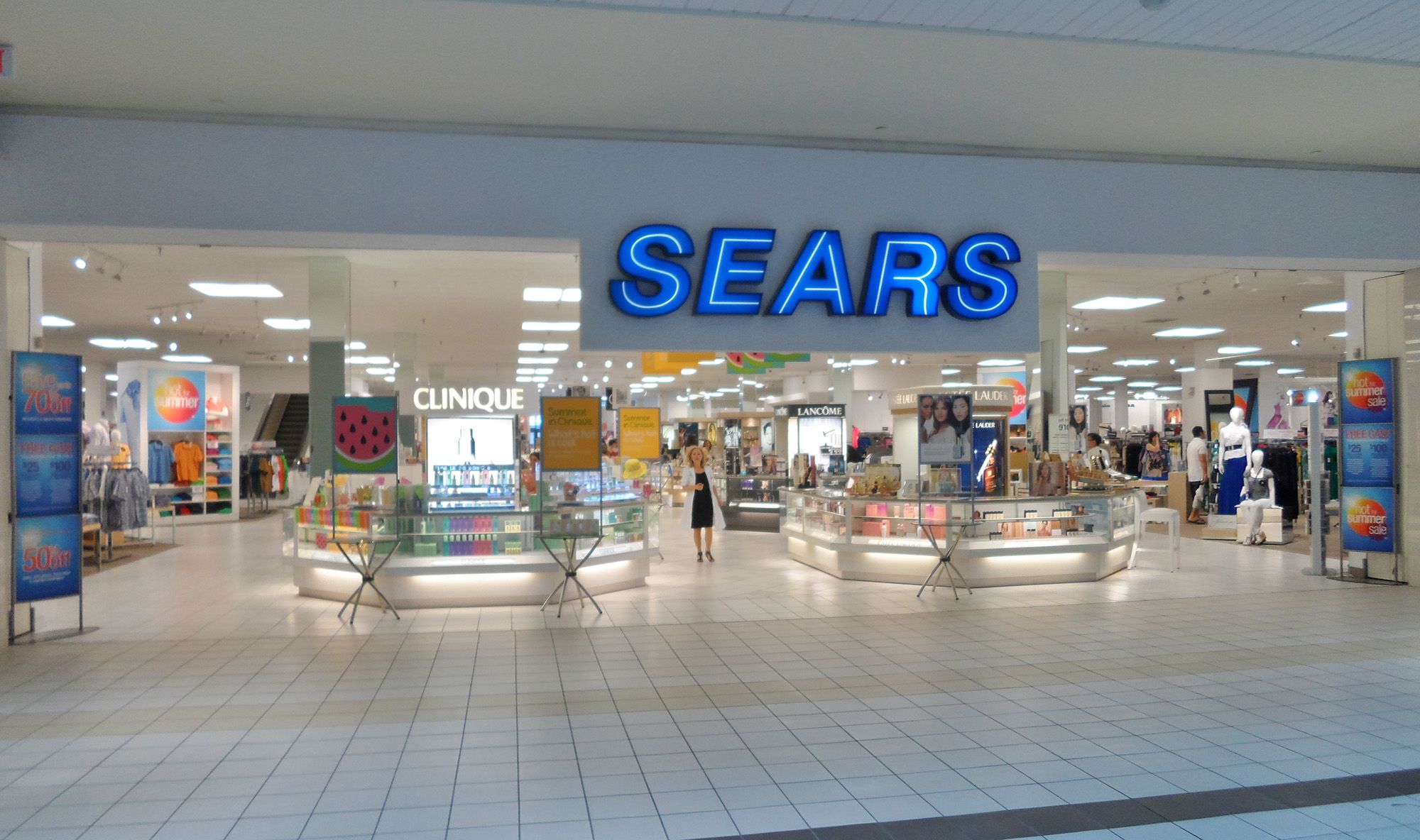 The Downfall of Sears How three major failures sent a one-time retail king spinning into the depths of irrelevance. This is the story of the downfall of Sears.