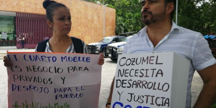 Preparan denuncia colectiva por cuarto muelle en Cozumel
