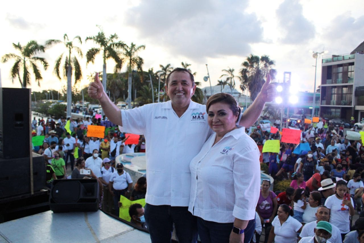 Enfatiza Nivardo Mena que gobernará con quintanarroenses