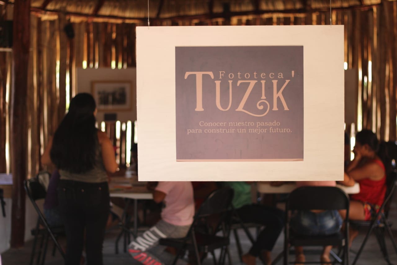 Enseñan a escribir en maya a niños de Felipe Carrillo Puerto