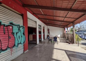 Cierran múltiples bares en la avenida Kabah de Cancún