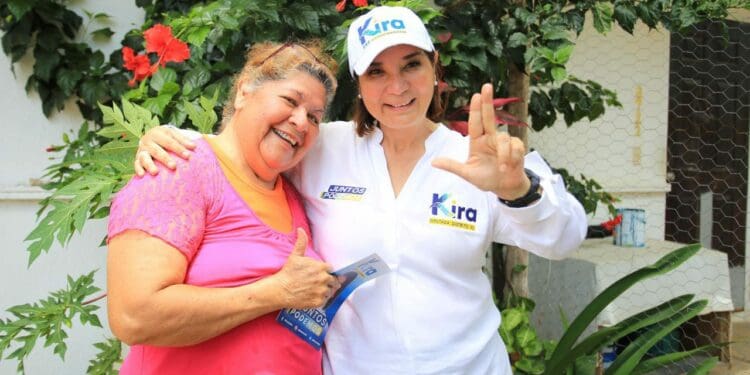 Confían playenses en las propuestas de Kira Iris