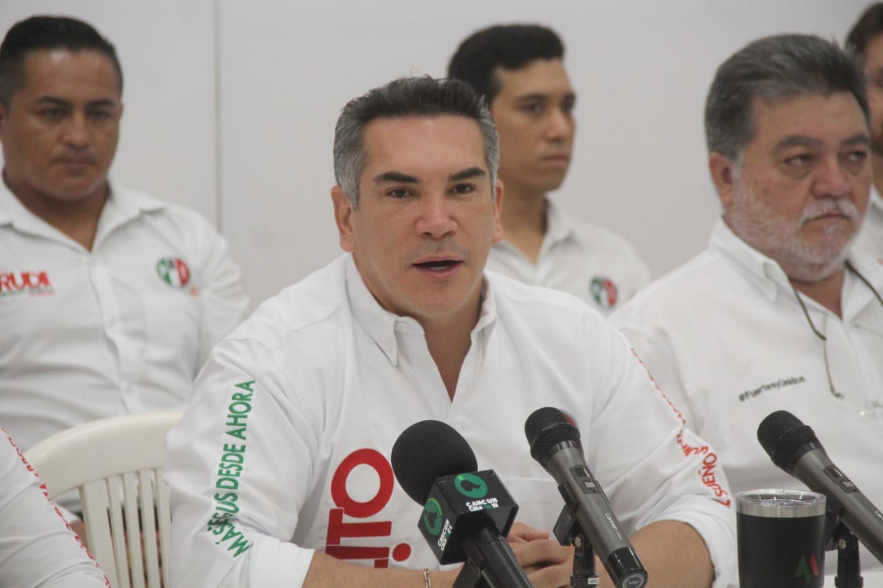 ‘Alito’ responde al PAN-PRD y les pide declinar en favor de Leslie Hendricks