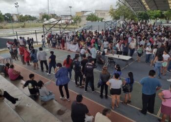 Avanza votación en asambleas de Morena en Cancún, entre acusaciones