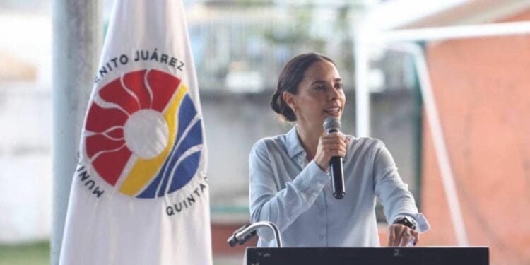 Anuncia Ana Paty Peralta que dos policías acusados de presunta corrupción fueron suspendidos