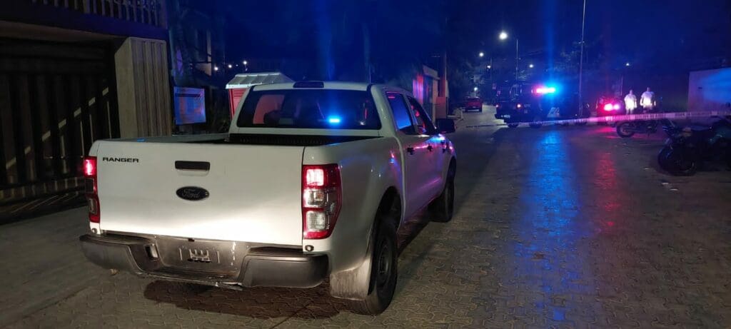 Atacan a balazos a un hombre en club de playa ‘Martina’ de Playa del Carmen