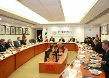 Destaca Sectur herramienta tecnológica en Aeropuerto de Cancún