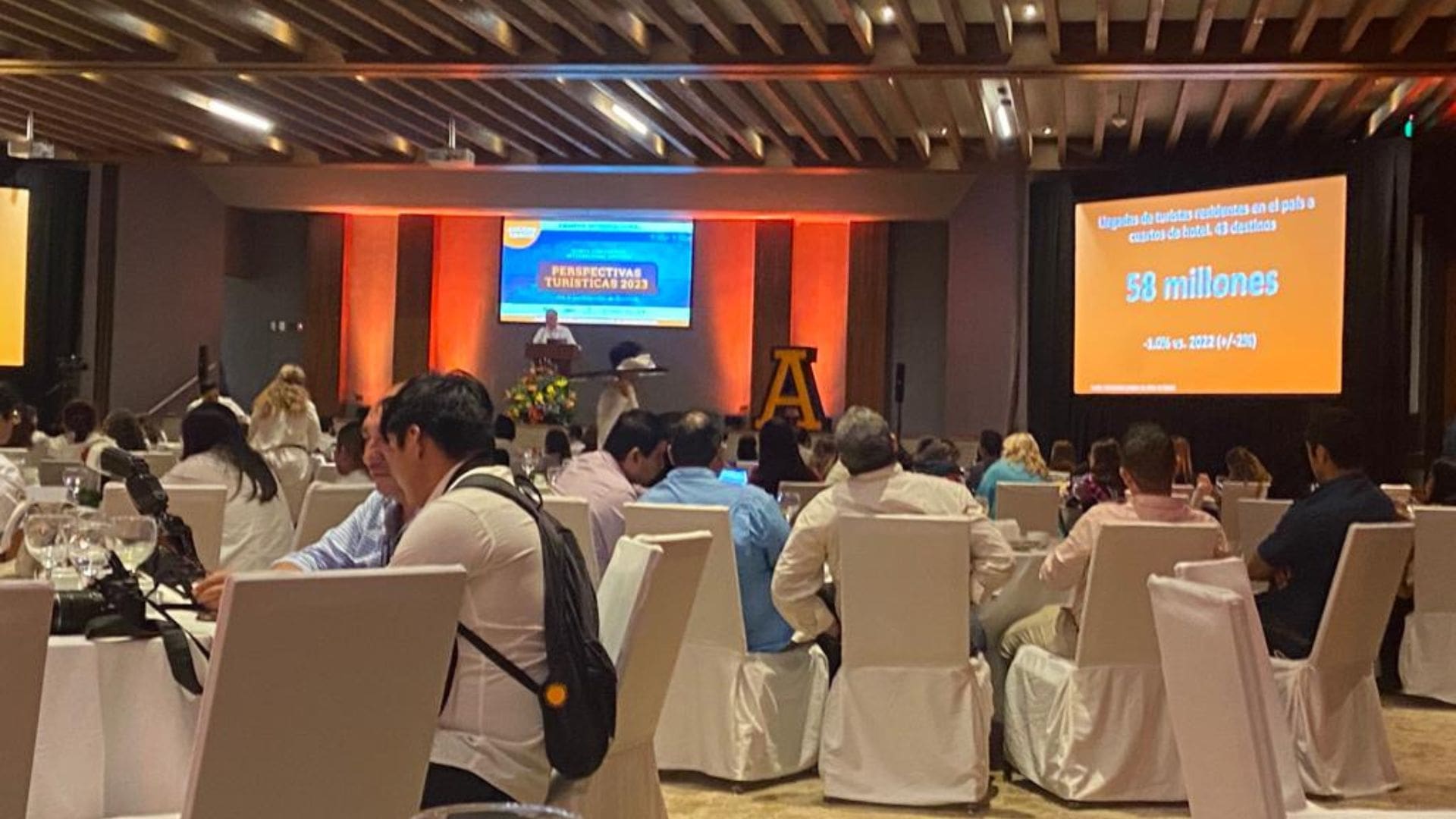 Buscan hoteleros cubrir plazas con Feria del Empleo en Cancún