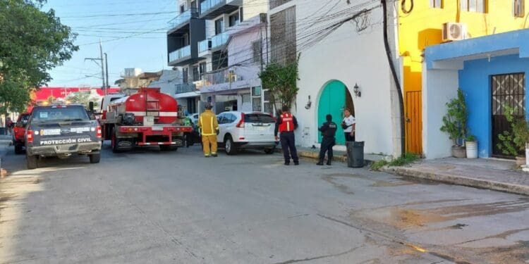 Surge incendio en hotel de Playa del Carmen