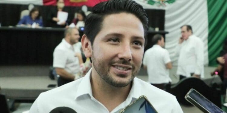 Defiende Renán Sánchez recortes, luego de controversia constitucional