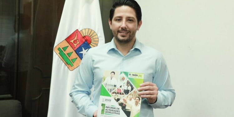 Presenta el diputado Renán Sánchez Tajonar su primer informe de actividades legislativas