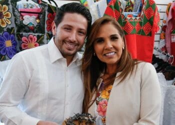 Atestigua Renán Sánchez inauguración de la participación del Caribe Mexicano en Punto México