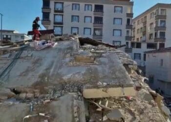 Apoyo a Turquía tras el sismo; Turkish Airlines hace acopio y Cruz Roja abrirá una cuenta