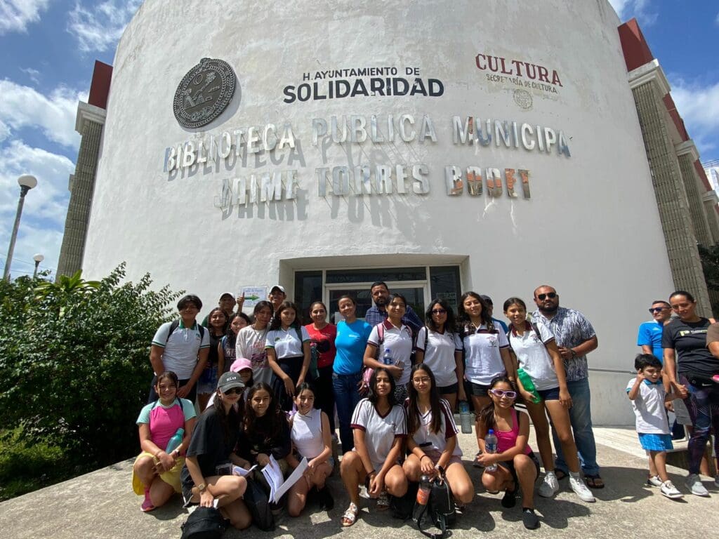 Gobierno municipal impulsa valores cívicos y educación ambiental
