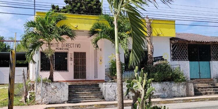 Por reducción presupuestal cierran oficinas del PRD en José María Morelos