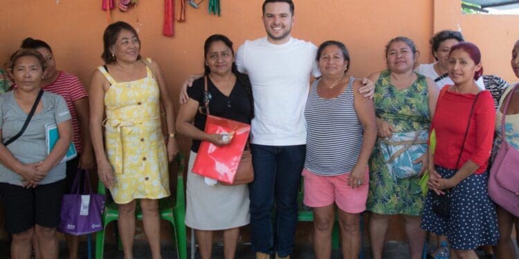 Las quintanarroenses ya pueden inscribirse al programa Mujer Es Vida: Pablo Bustamante