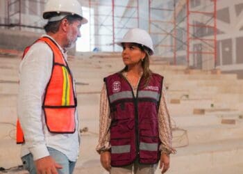 Teatro de Cancún, un espacio para nuestra gente: Mara Lezama
