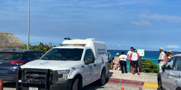 Muere joven ahogado en Playa Delfines de Cancún