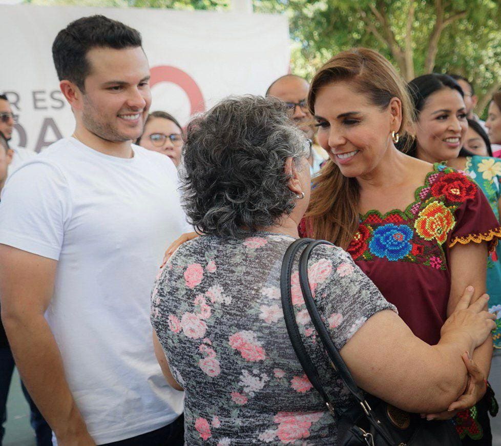 Más de 40 mil 600 beneficiarias recibieron su tarjeta ‘Mujer es Vida’ en Quintana Roo: Pablo Bustamante