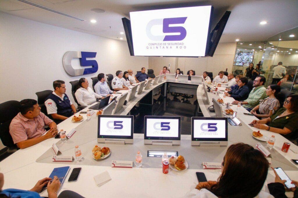 Sostienen legisladores reunión de trabajo en el C5 para analizar iniciativa de seguridad ciudadana