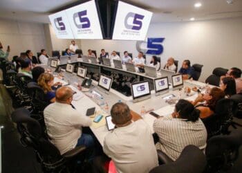 Sostienen legisladores reunión de trabajo en el C5 para analizar iniciativa de seguridad ciudadana