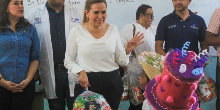 Festejará Lili Campos a los reyes del hogar