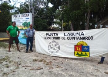 Chano Toledo respalda a habitantes de Punta Laguna, que son usados electoralmente por Yucatán