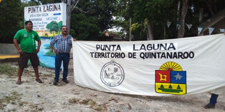 Chano Toledo respalda a habitantes de Punta Laguna, que son usados electoralmente por Yucatán