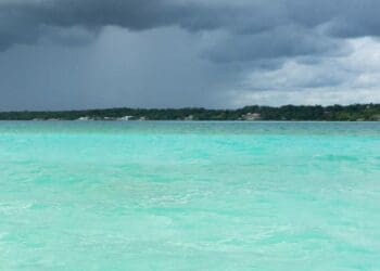 Otro día con calor y lluvias aisladas en Quintana Roo