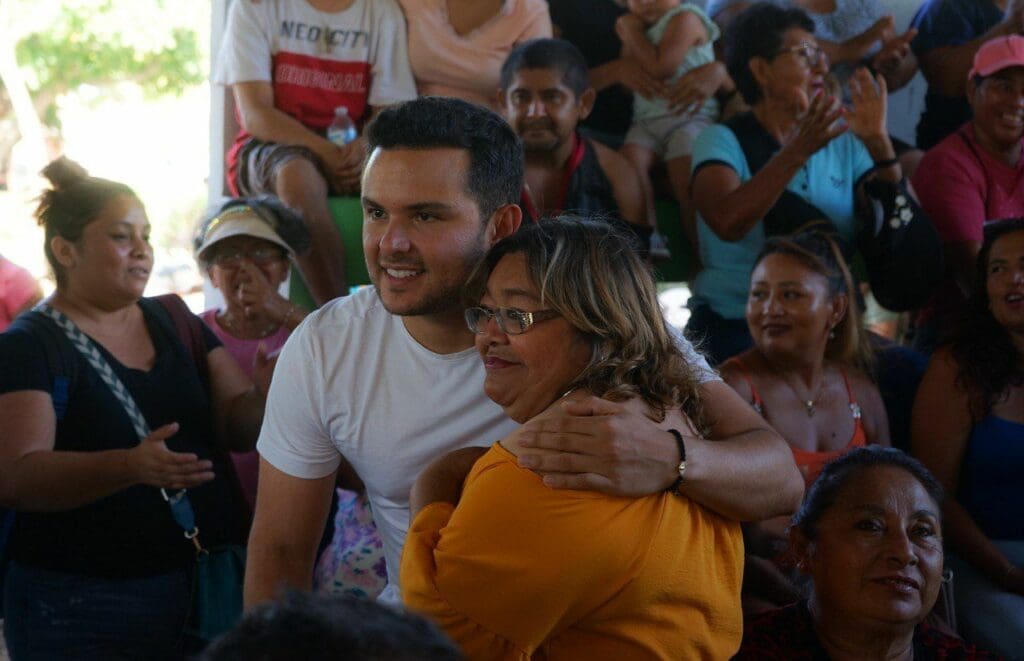 Ante más de mil mujeres cancunenses, destaca Pablo Bustamante la importancia de la participación social para fortalecer los Programas del Bienestar