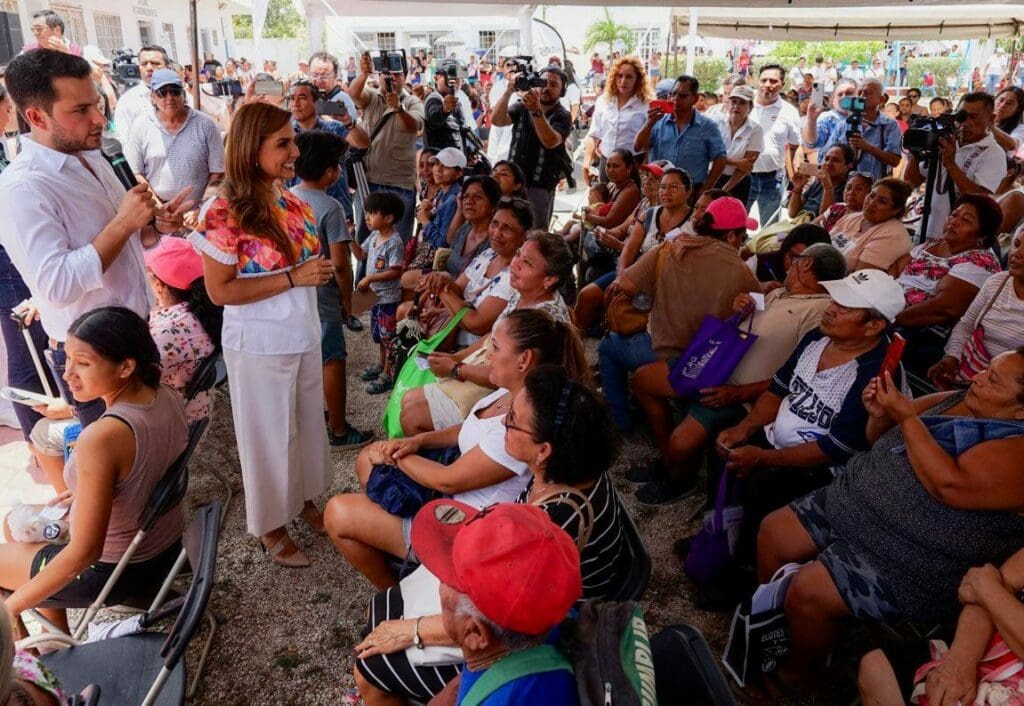 Reciben cancunenses, de forma directa y gratuita, su paquete alimentario ‘Comemos Tod@s’: Pablo Bustamante