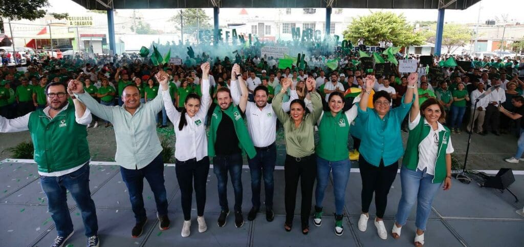 Escribamos las mejor historia del PVEM en Solidaridad, destaca Renán Sánchez al tomar protesta a Fernando Muñoz como líder en este municipio