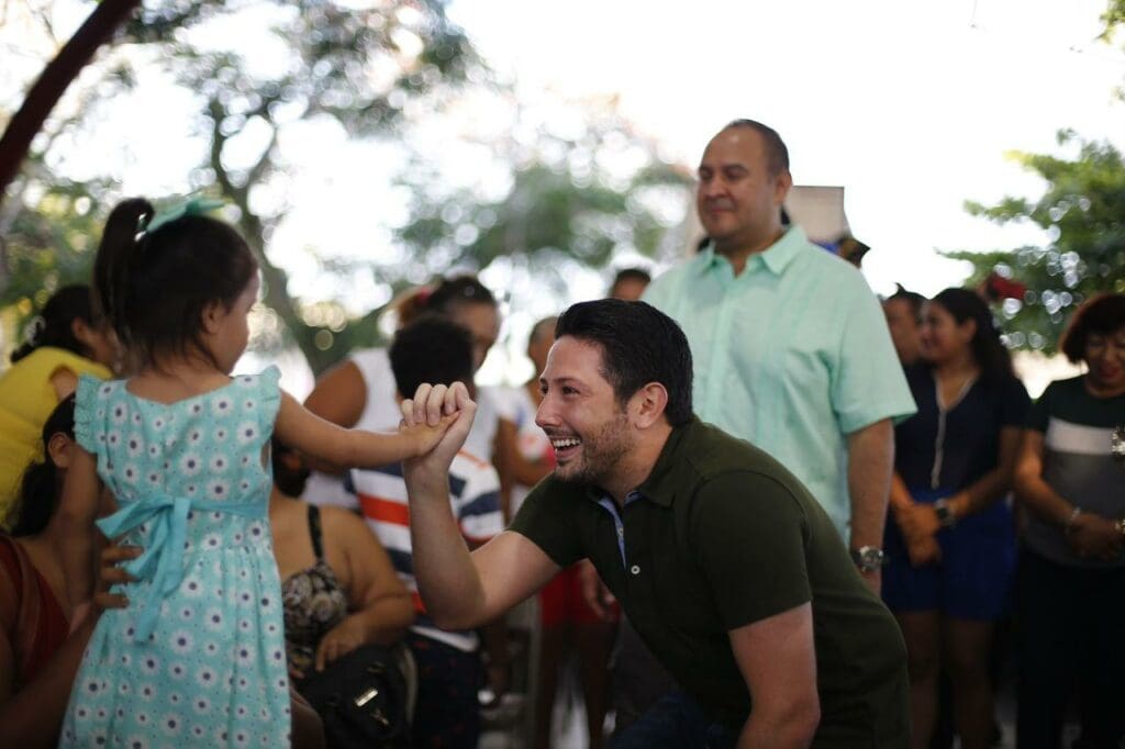 El Partido Verde, comprometido con el bienestar y seguridad de los niños y las mamás