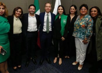 El reto en Quintana Roo, que los recursos que genera el turismo lleguen a todas las familias: Renán Sánchez