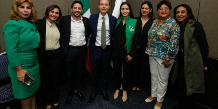 El reto en Quintana Roo, que los recursos que genera el turismo lleguen a todas las familias: Renán Sánchez