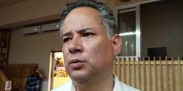El Sistema Nacional Anticorrupción no ha funcionado porque no se puede acceder a la información, acusa Santiago Nieto