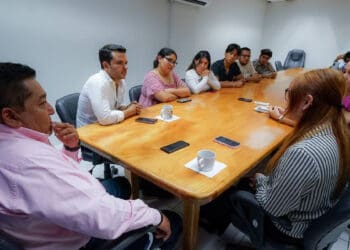 Se reúne Pablo Bustamante con la comunidad estudiantil del Instituto Tecnológico de Cancún