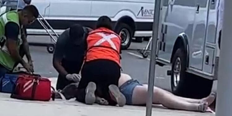 Asegura FGE que muerte de turista en el Aeropuerto de Cancún fue por causas naturales 