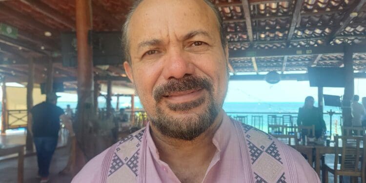 Ya toca aplicar 'mano dura' en registro turístico, opina Julián Ricalde