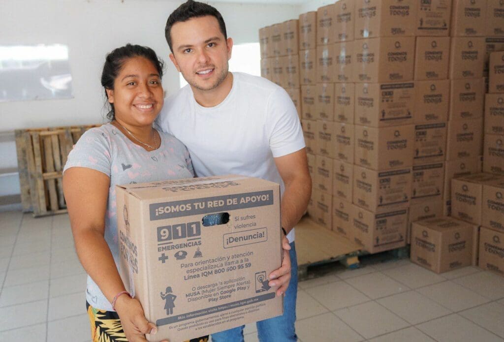 Da ‘Mujer es Vida’ seguridad alimentaria a familias cancunenses y quintanarroenses: Pablo Bustamante